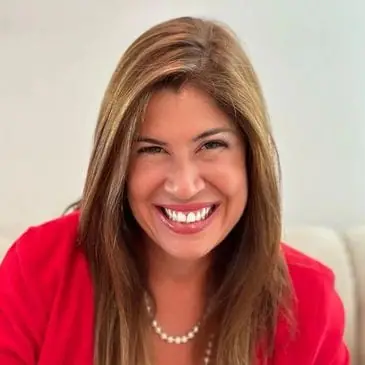 Claudia Garcia, Licensed Broker and Owner of Global G Real Estate